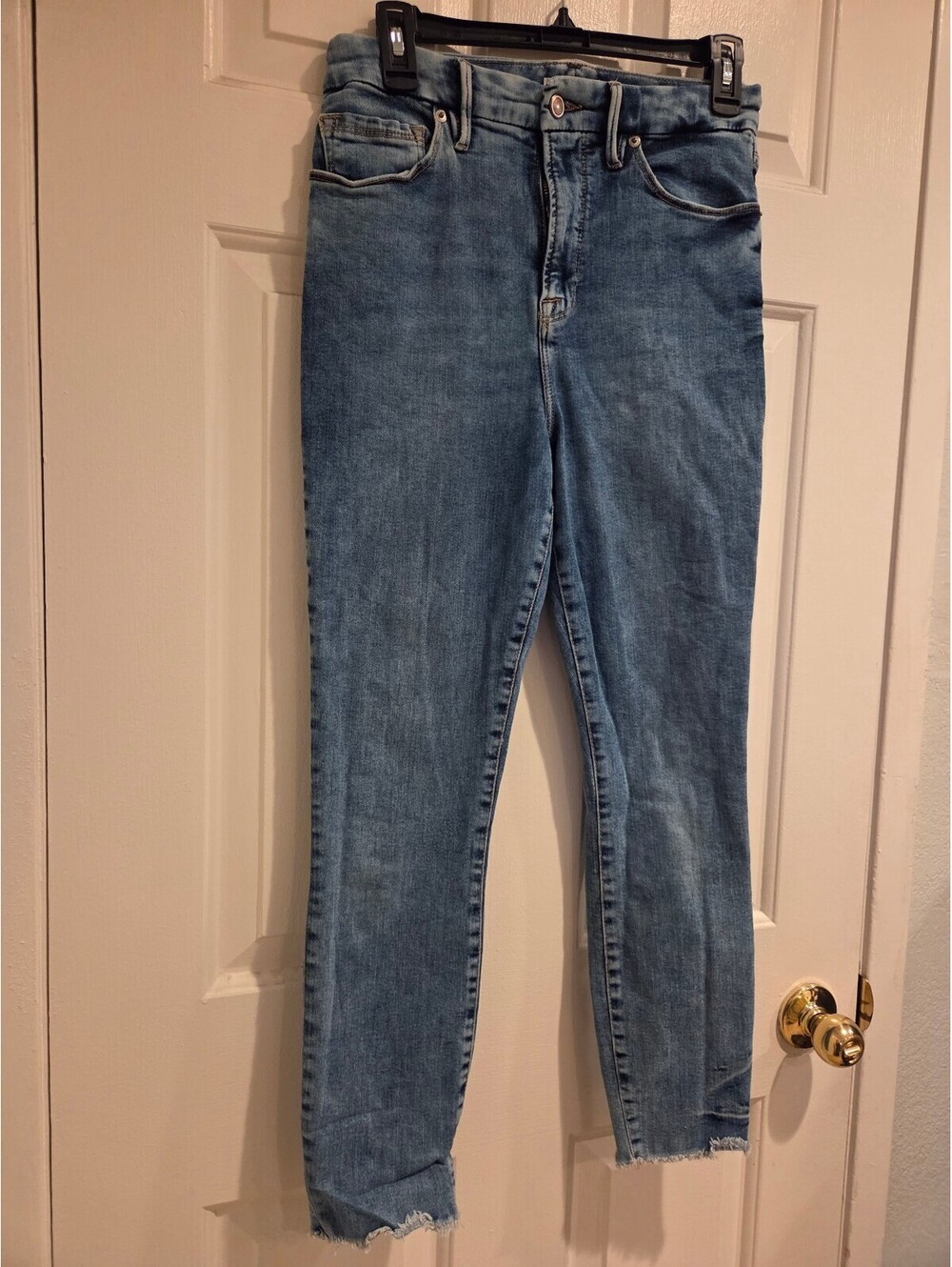 Clean Girl Good American Good Legs Crop Jeans size 10/30